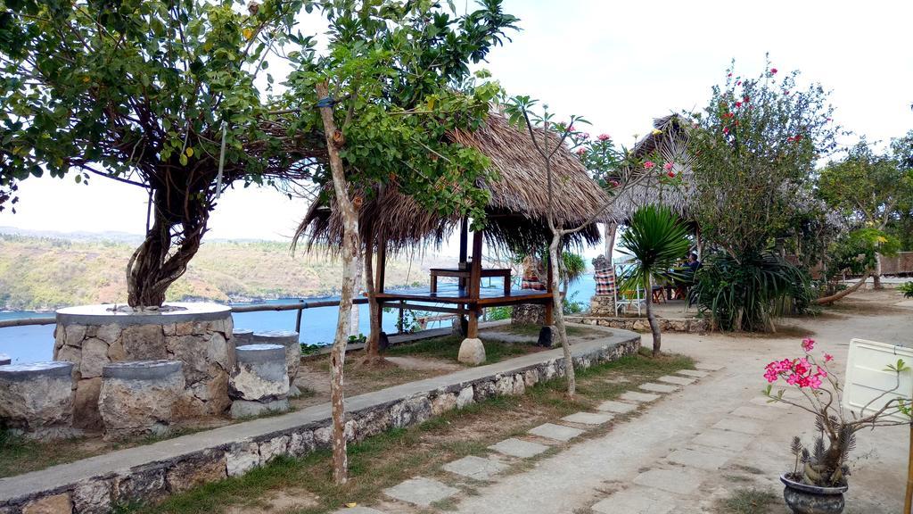 Ceningan Cliff Inn Ceningan Island Exterior photo